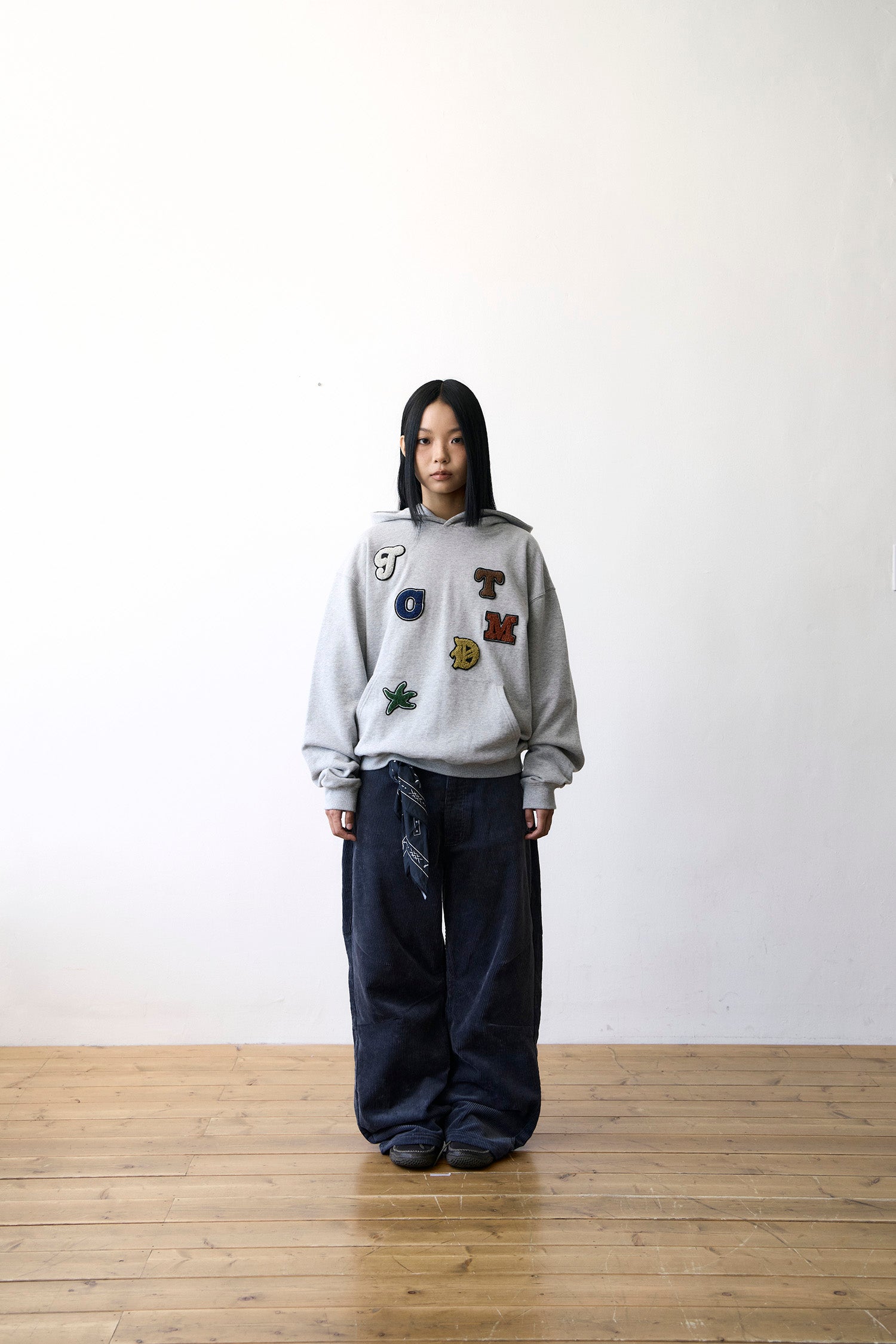 TCM rainbow hoodie (grey)