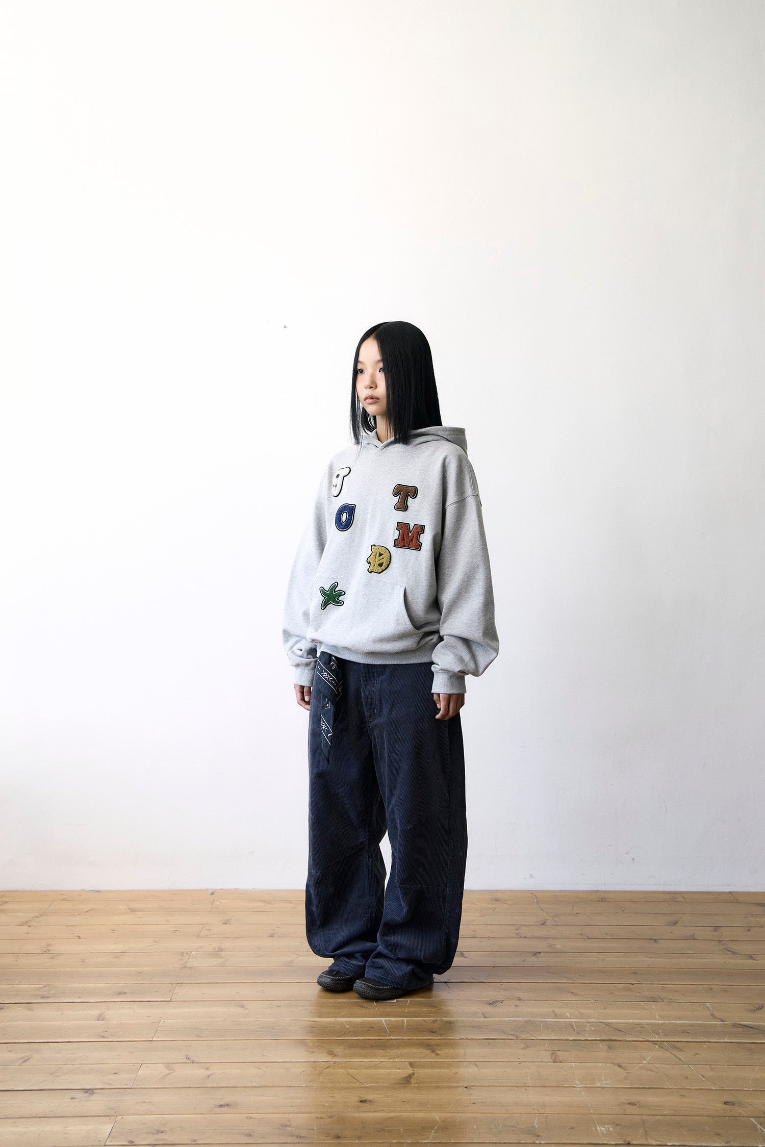 TCM rainbow hoodie (grey)