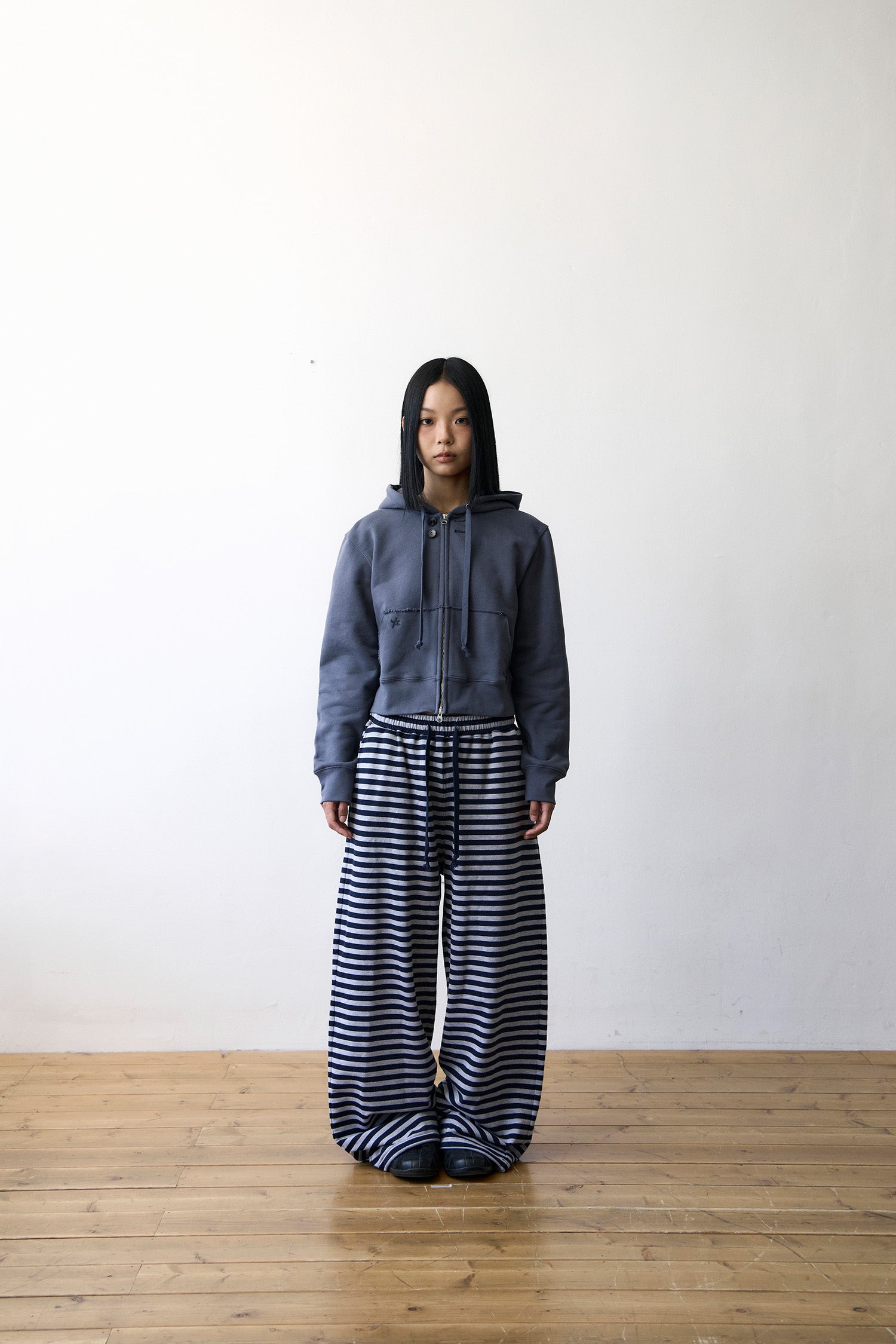 TCM vintage button hooded zip-up (blue)