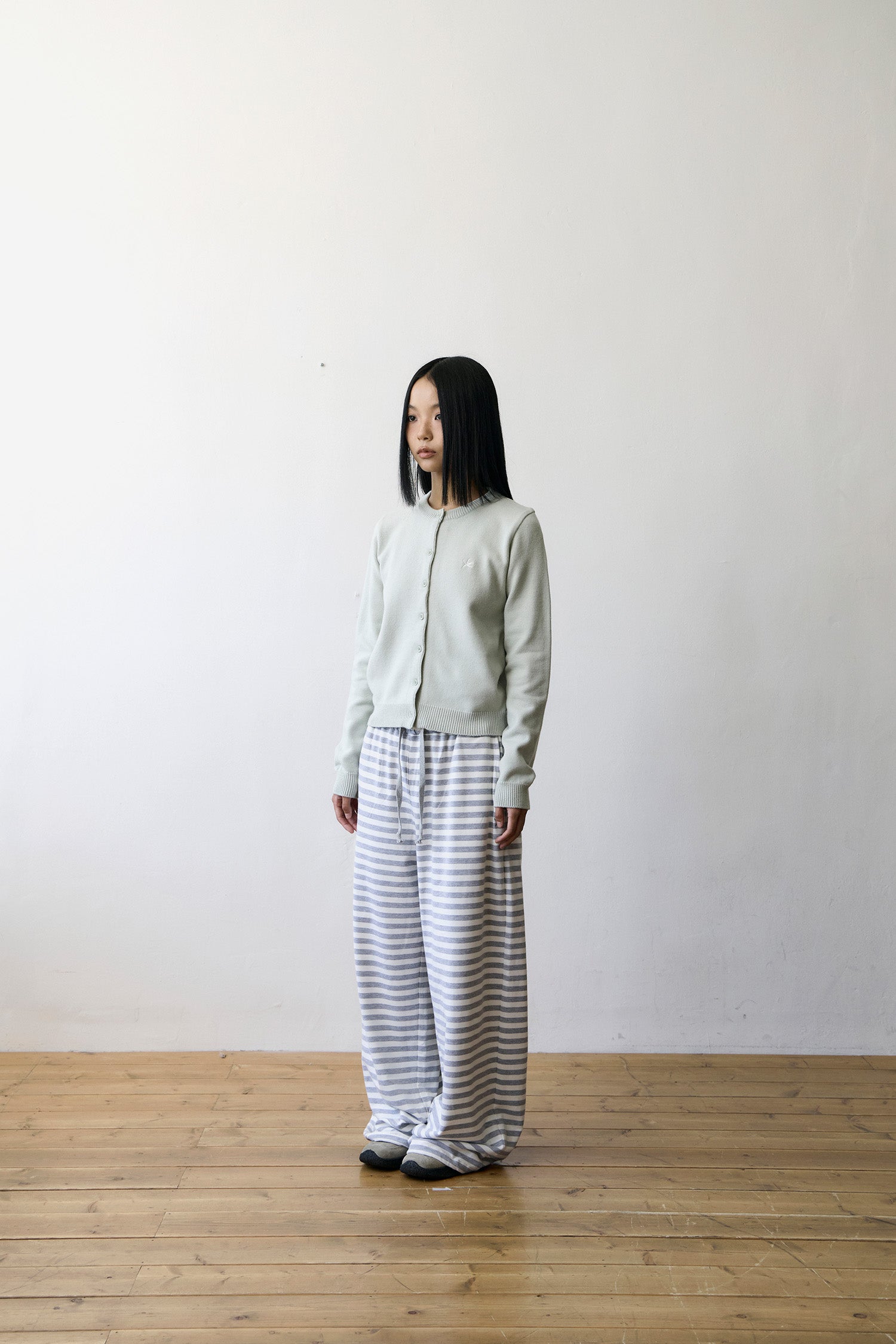 TCM stripe sweat pants (ivory/grey)