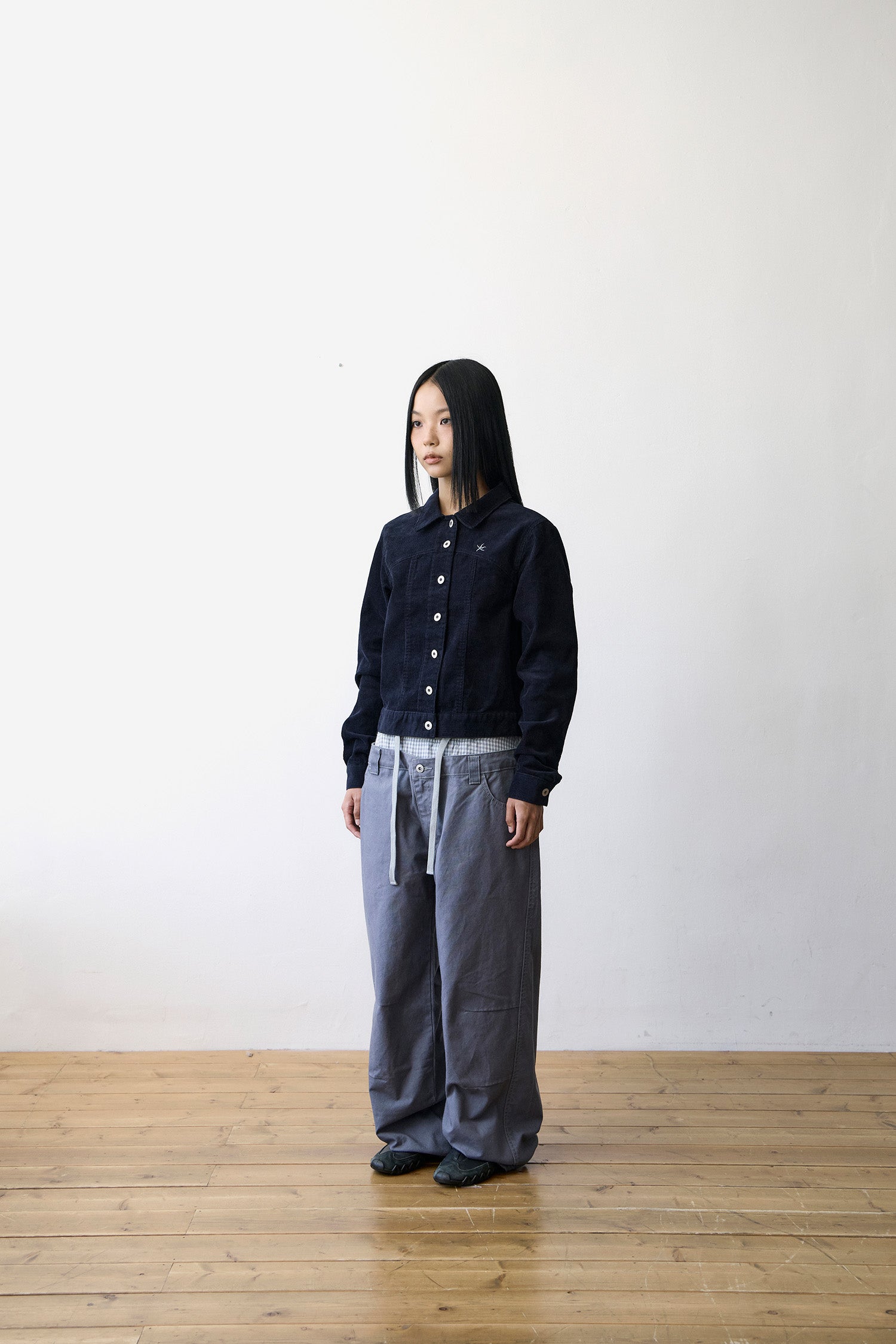 (w) TCM mini logo work jacket (navy)