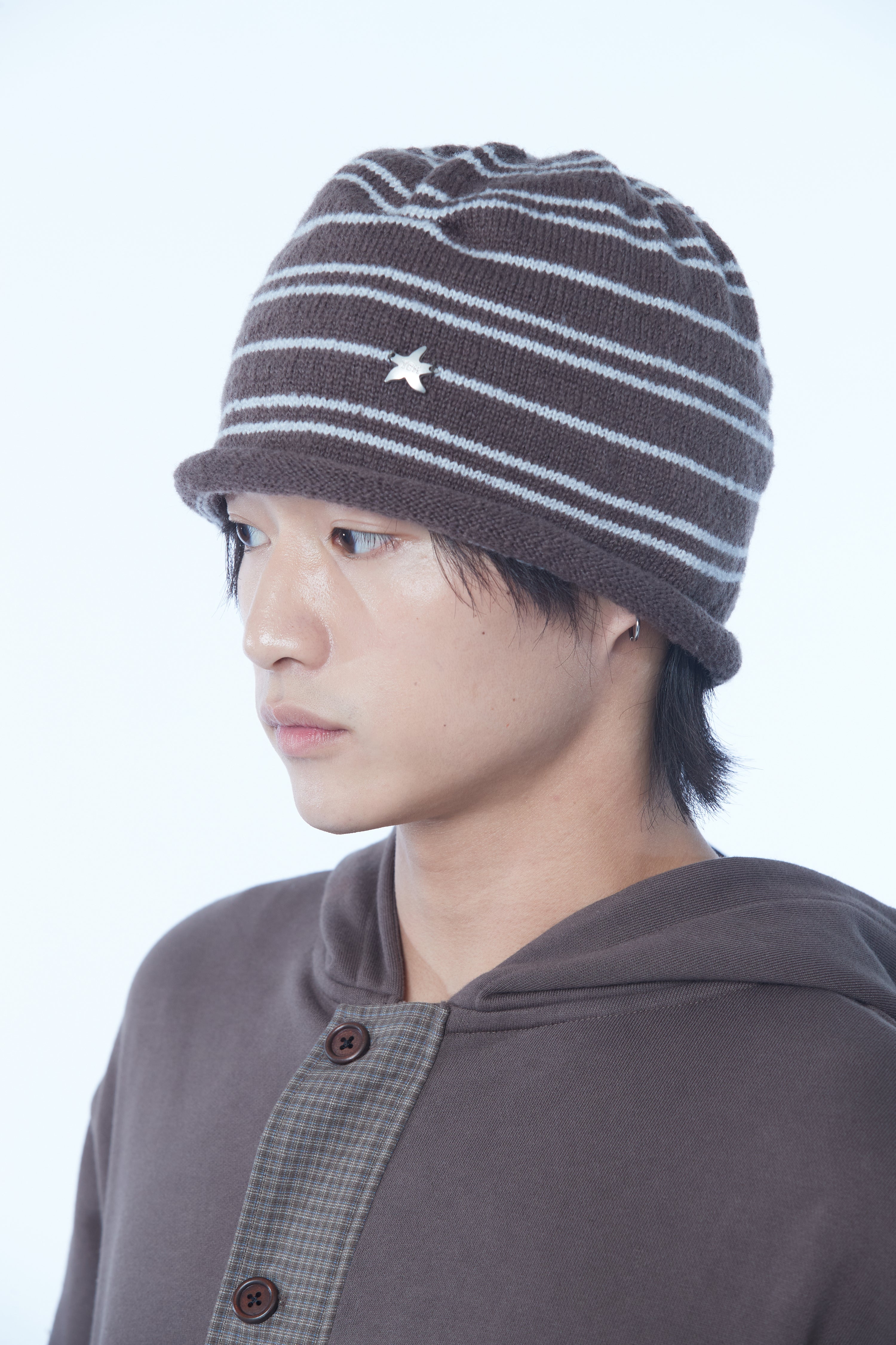 TCM stripe bottle beanie (brown/blue)