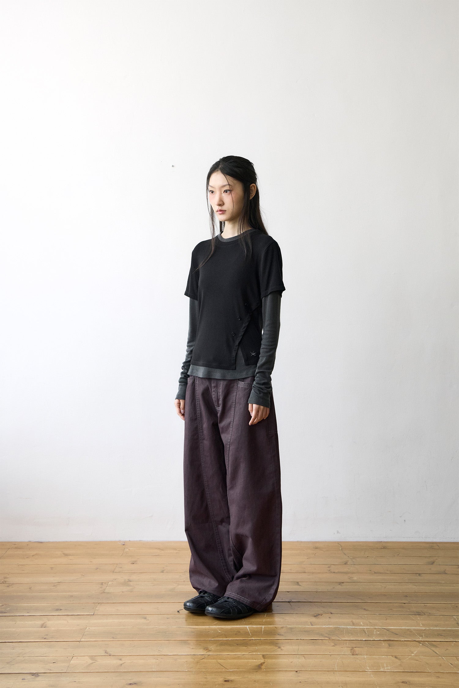 TCM stitch cargo pants (dark purple)