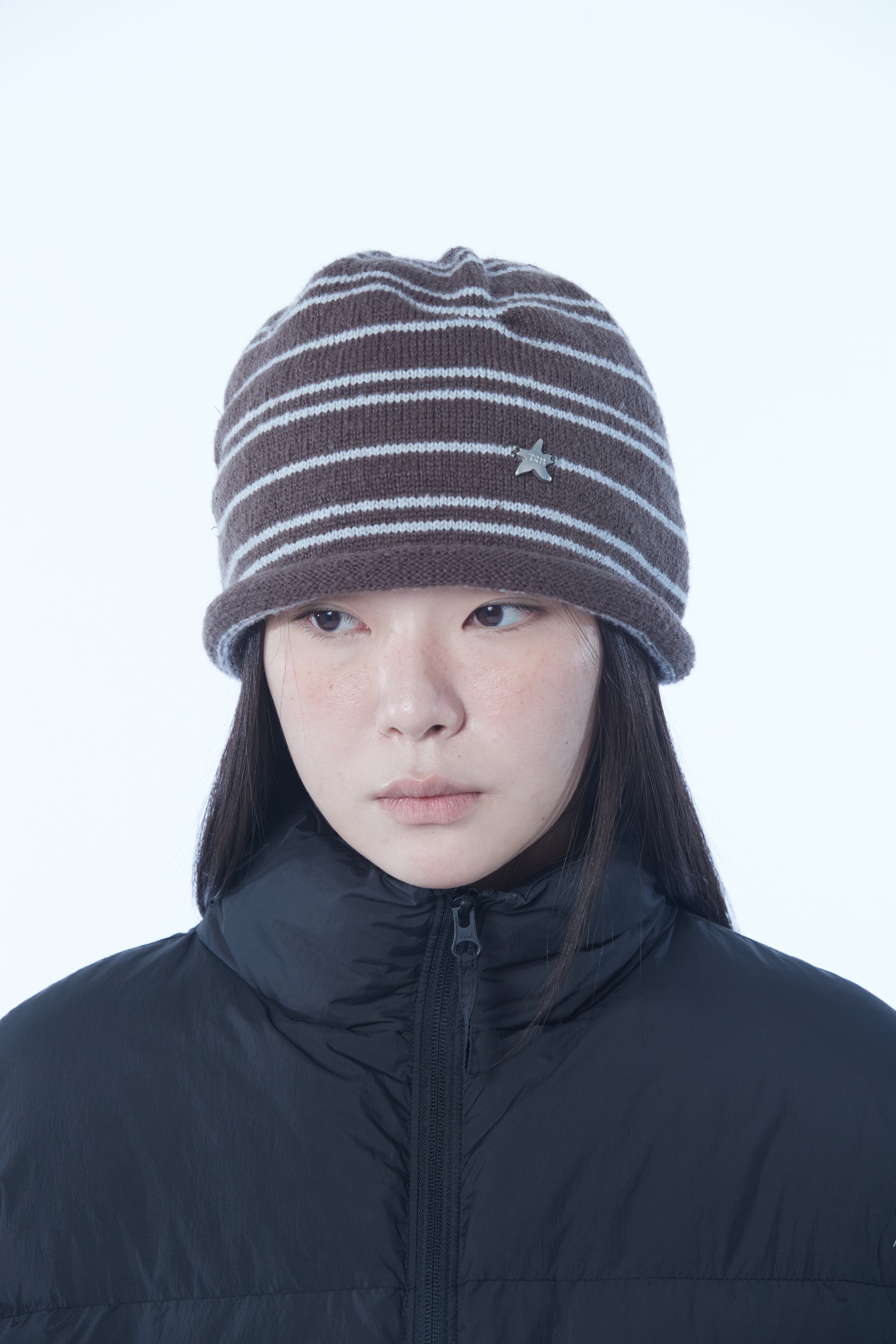 TCM stripe bottle beanie (charcoal/grey)