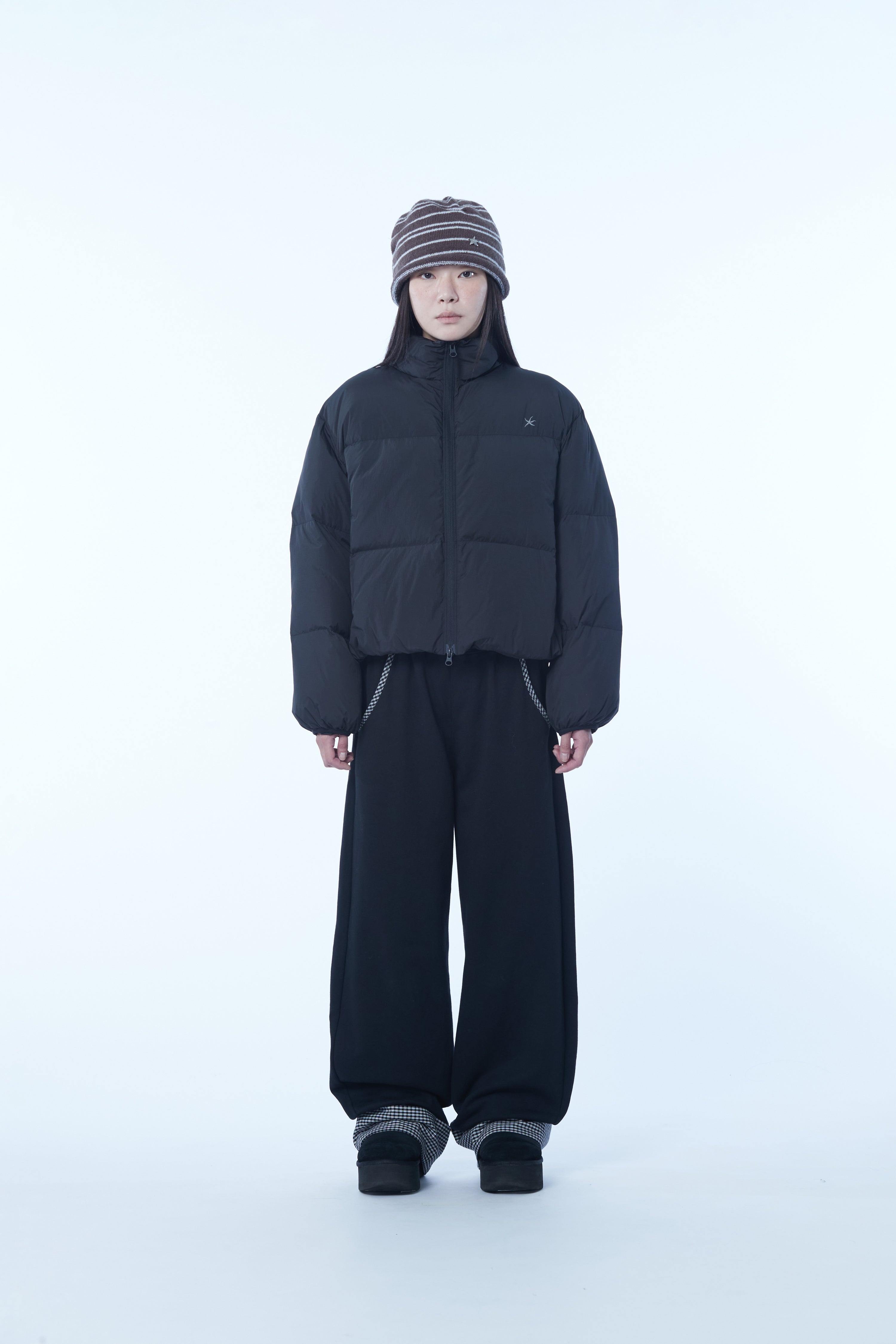 TCM starfish logo puffer jacket (black)