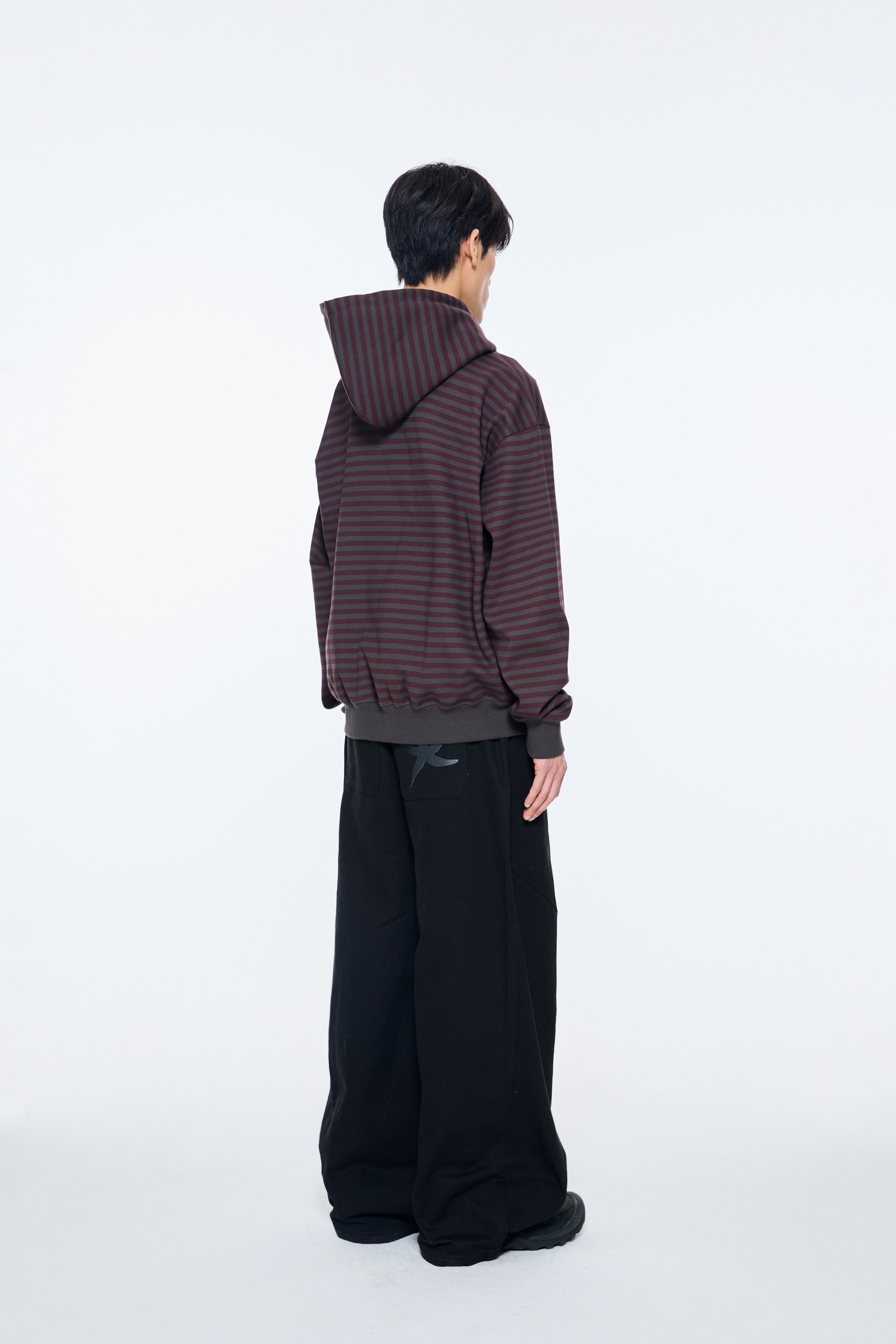 TCM stripe hooded zip-up (charcoal/burgundy)