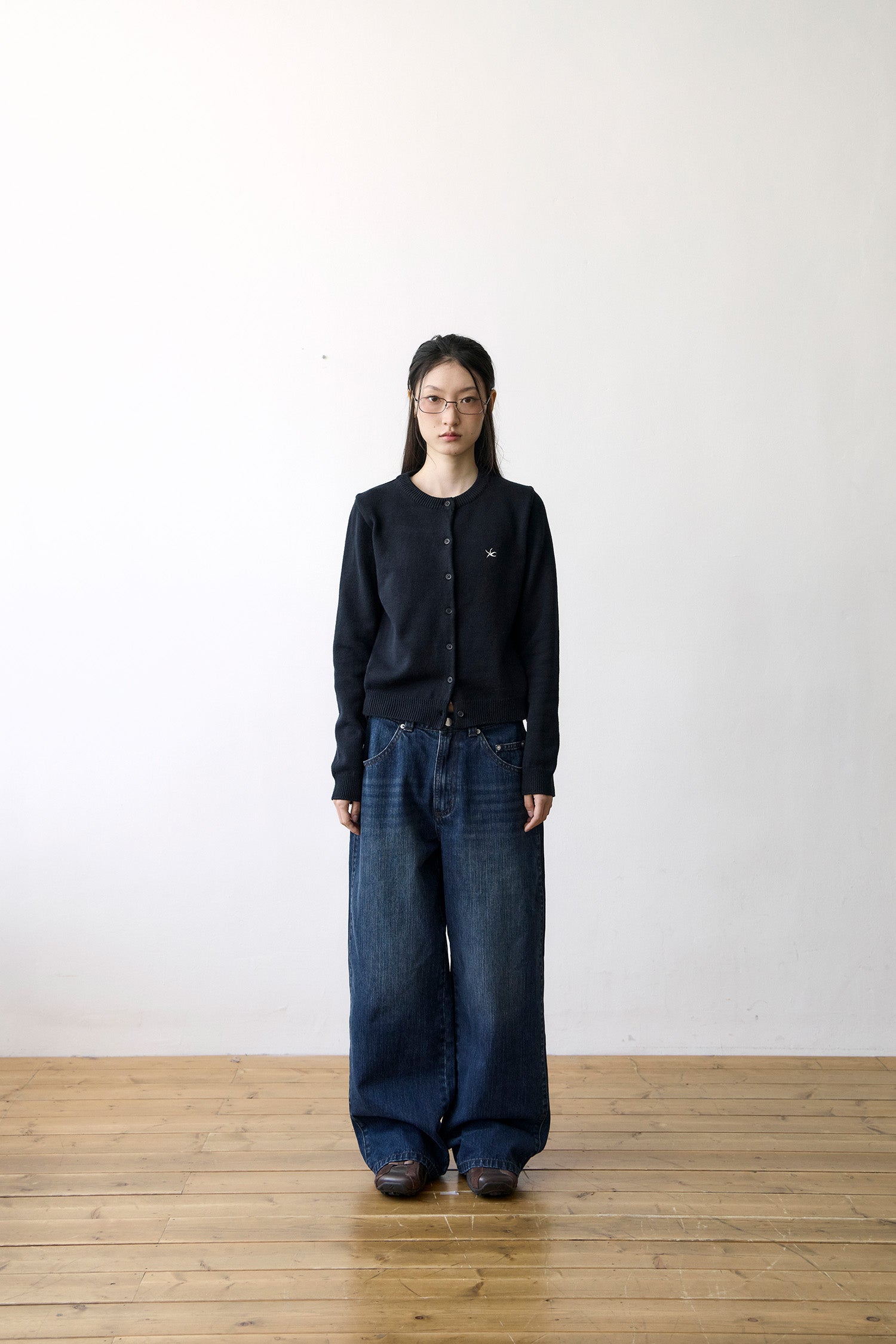 TCM mini logo knit cardigan (black)