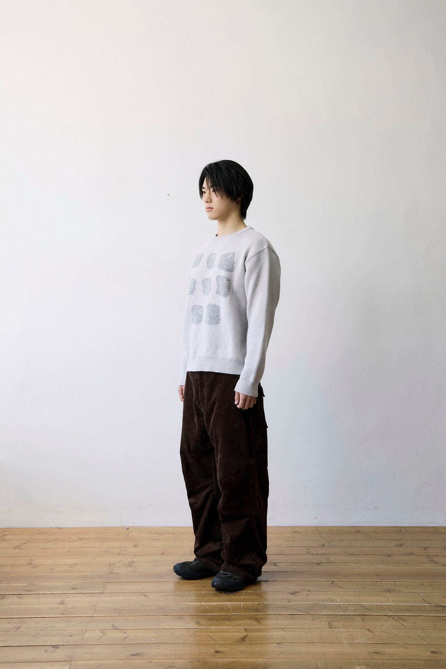 TCM typing logo knit (grey)