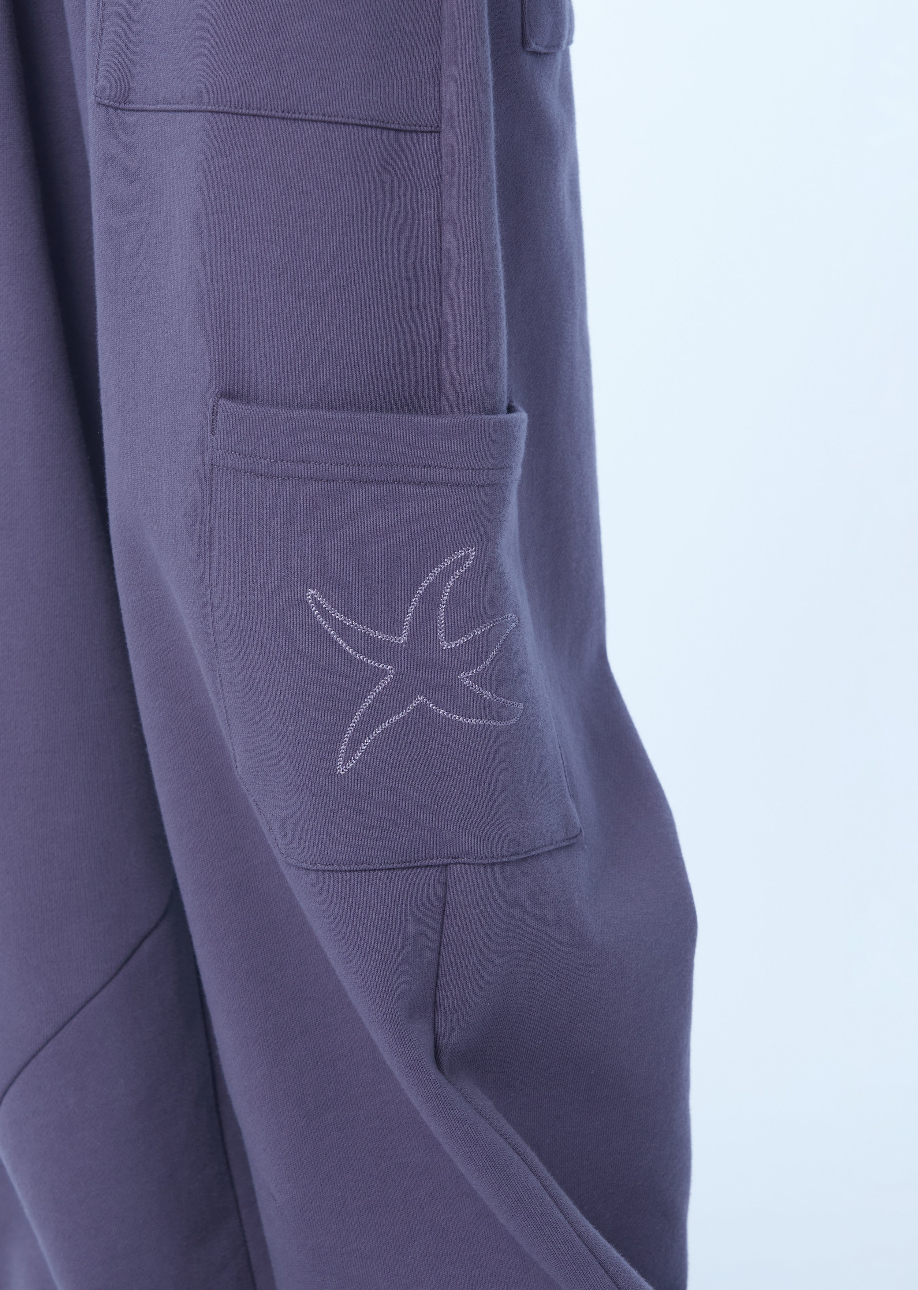 TCM cargo logo sweat pants (purple)