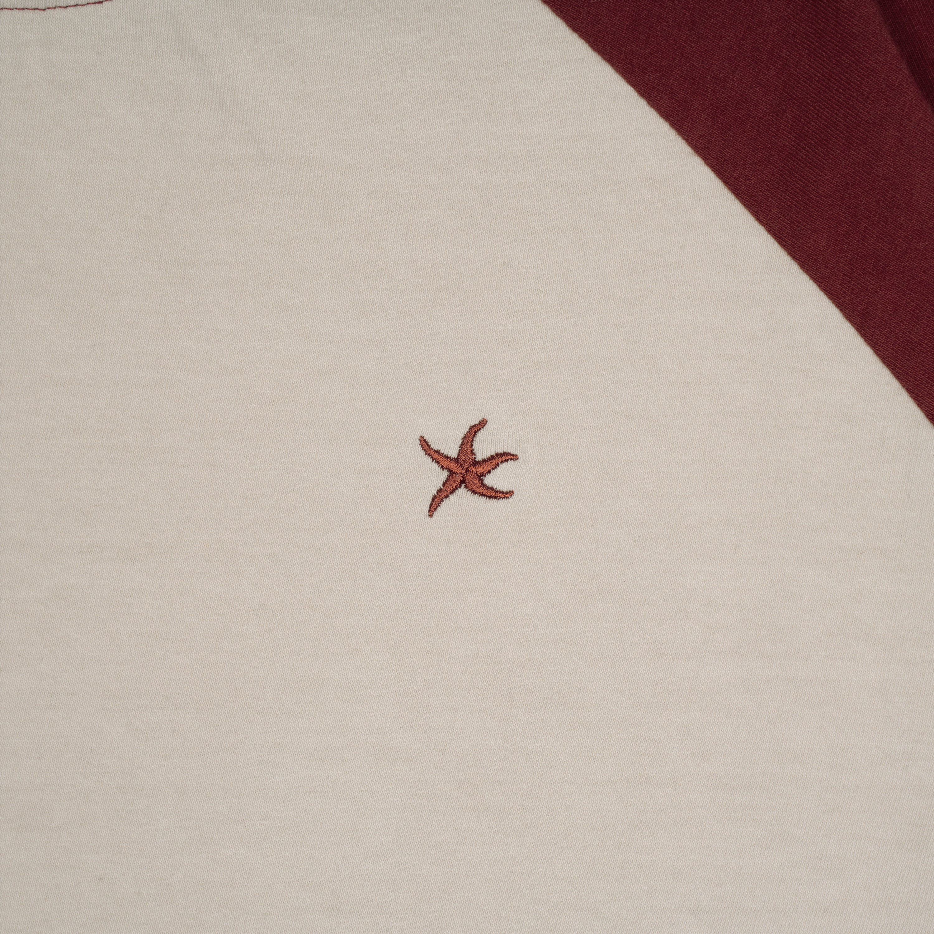TCM mini logo raglan long sleeve (beige/red)