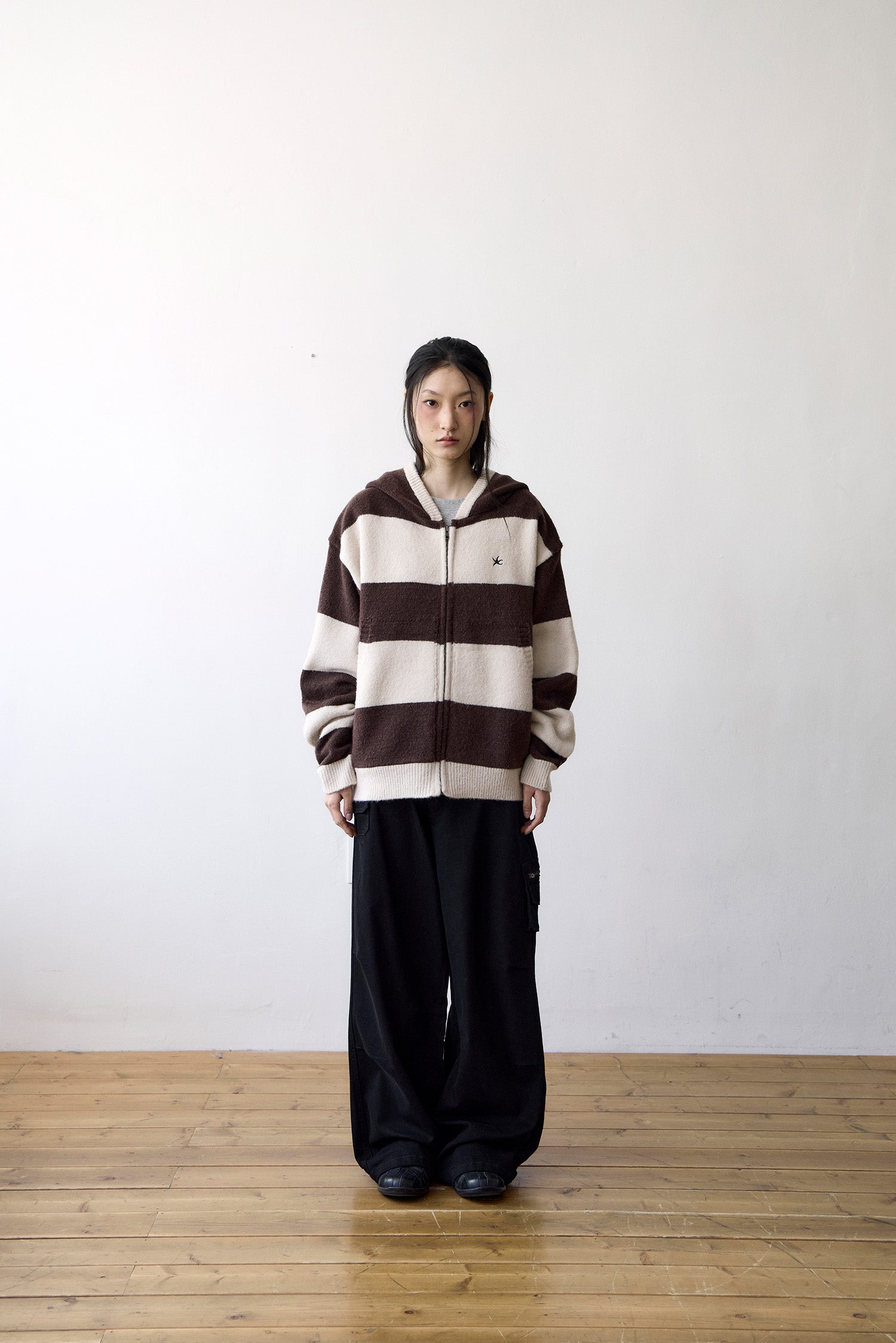 TCM stripe knit hooded zip-up (brown/ivory)