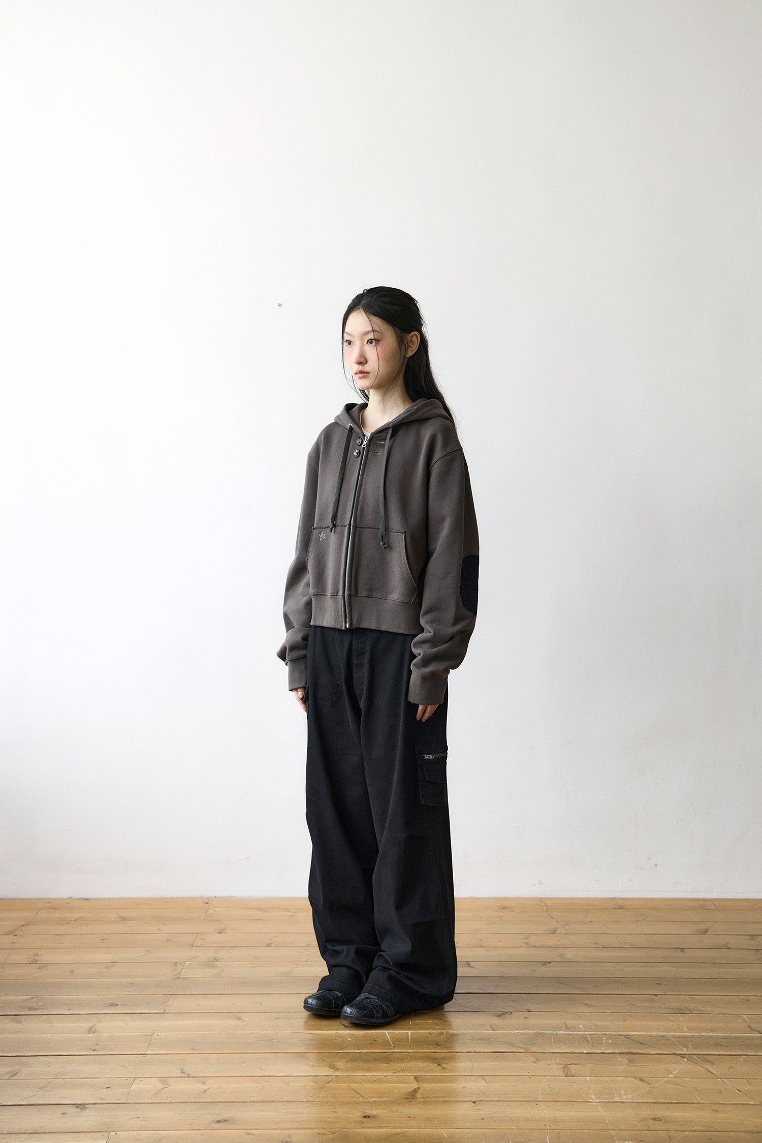 TCM vintage button hooded zip-up (charcoal)