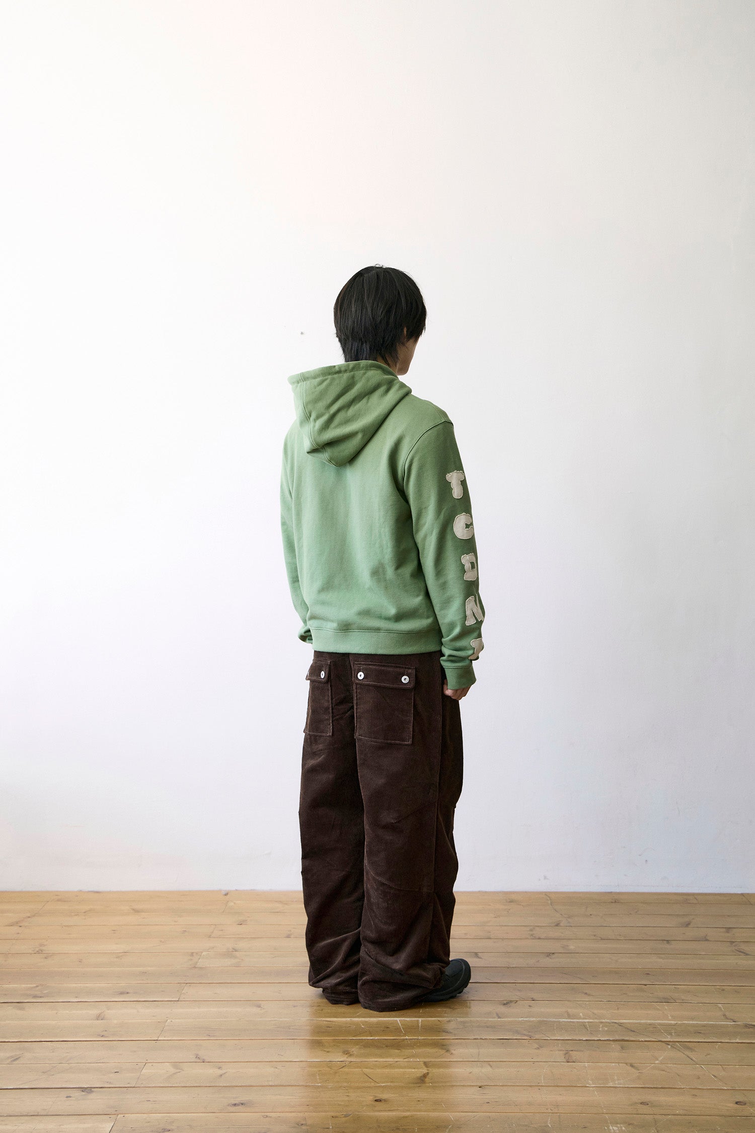 TCM tcdmt hooded zip-up (green)