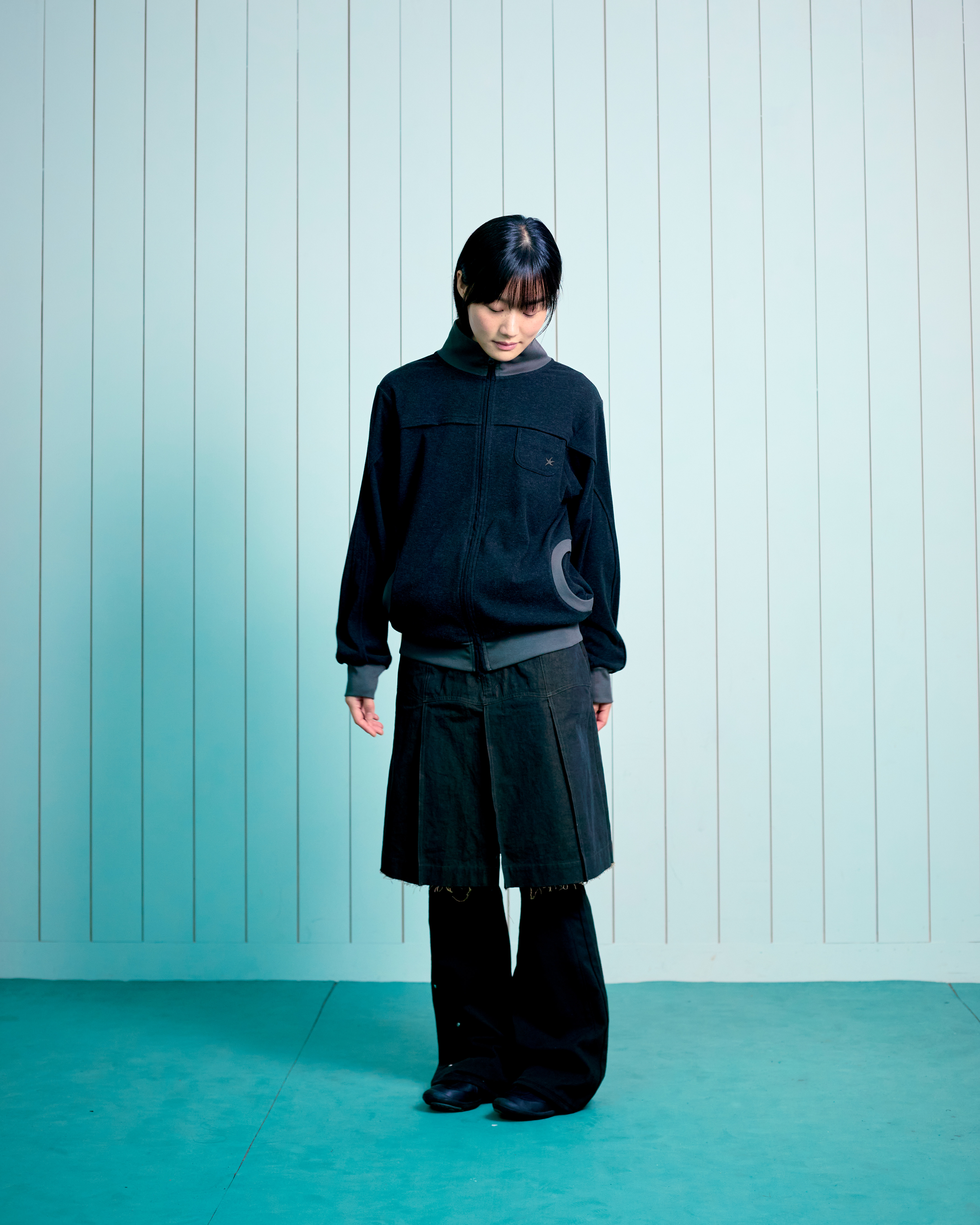 TCM cozy line jersey zip-up (black)