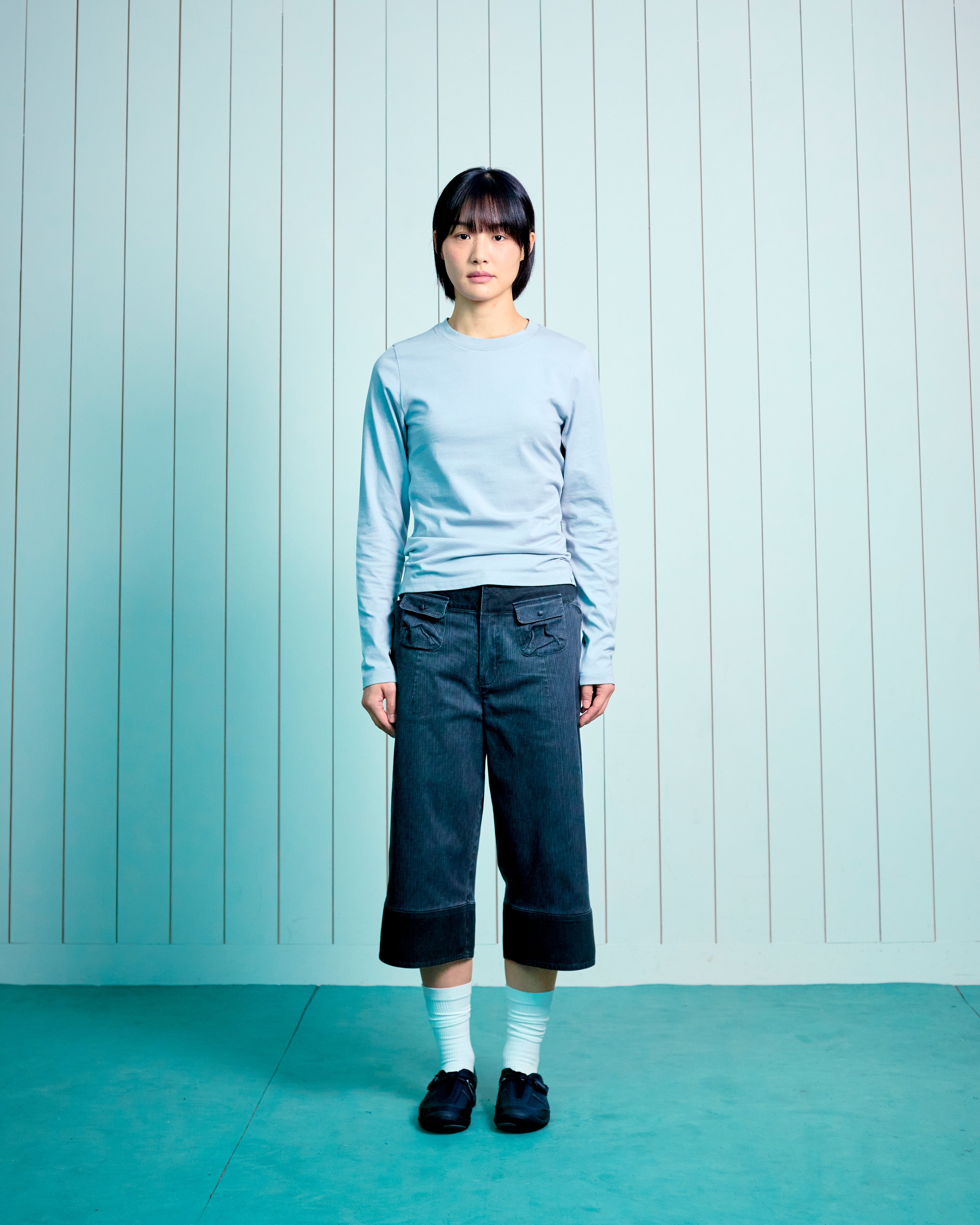 (w) TCM mini pocket capri pants (charcol)
