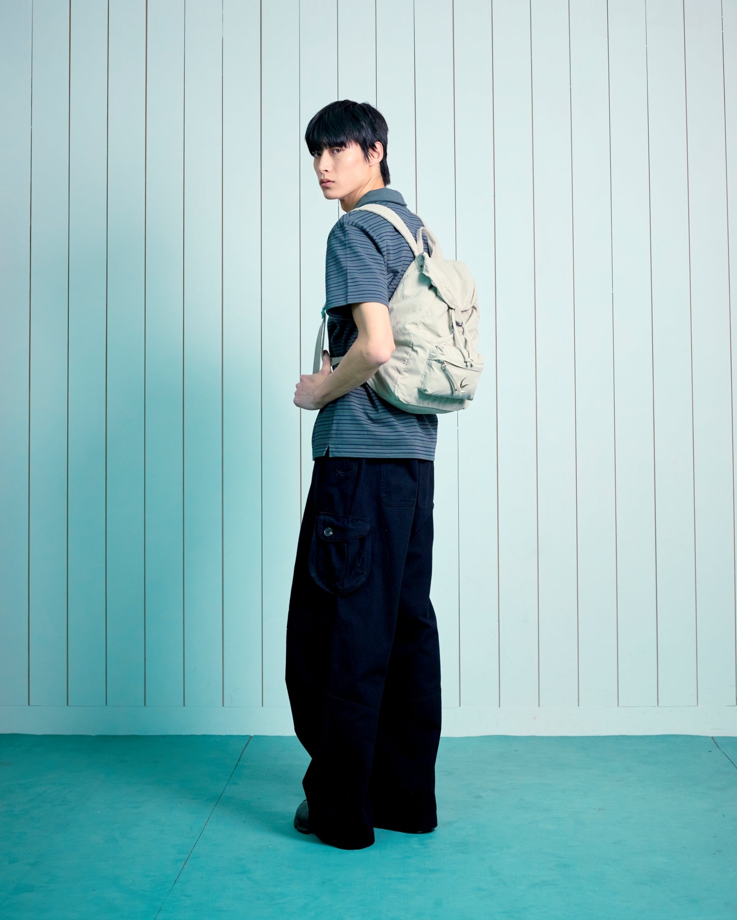 TCM starfish pocket backpack (beige)