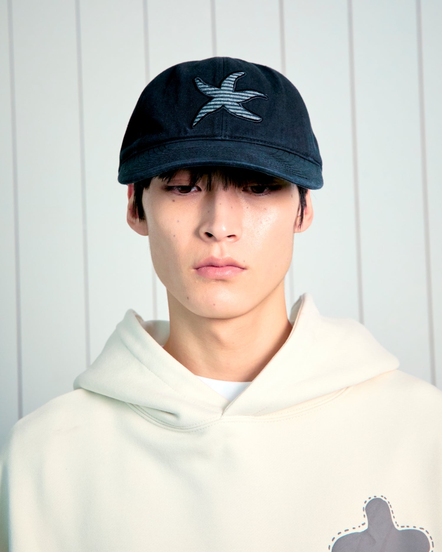 TCM stripe logo patch cap (black)