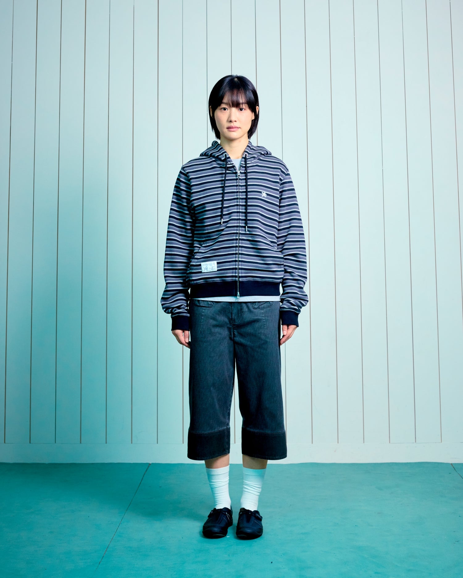 TCM stripe standard hooded zip-up (black)