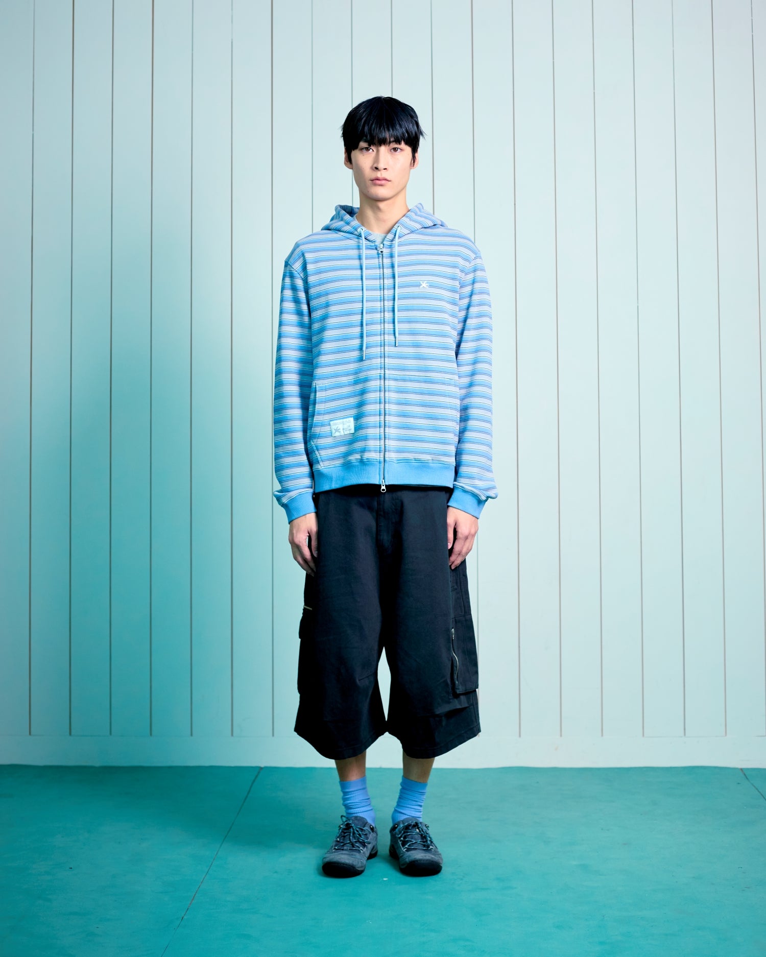 TCM stripe standard hooded zip-up (blue)