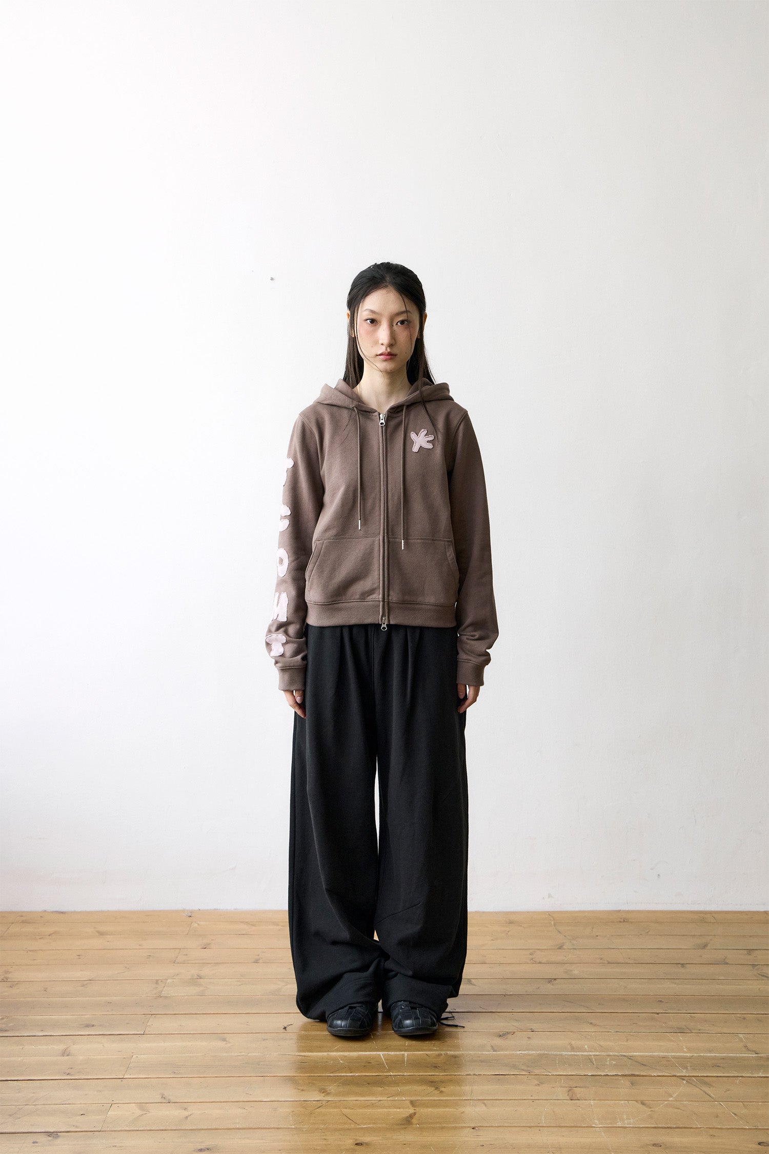 TCM T sweat pants (black)