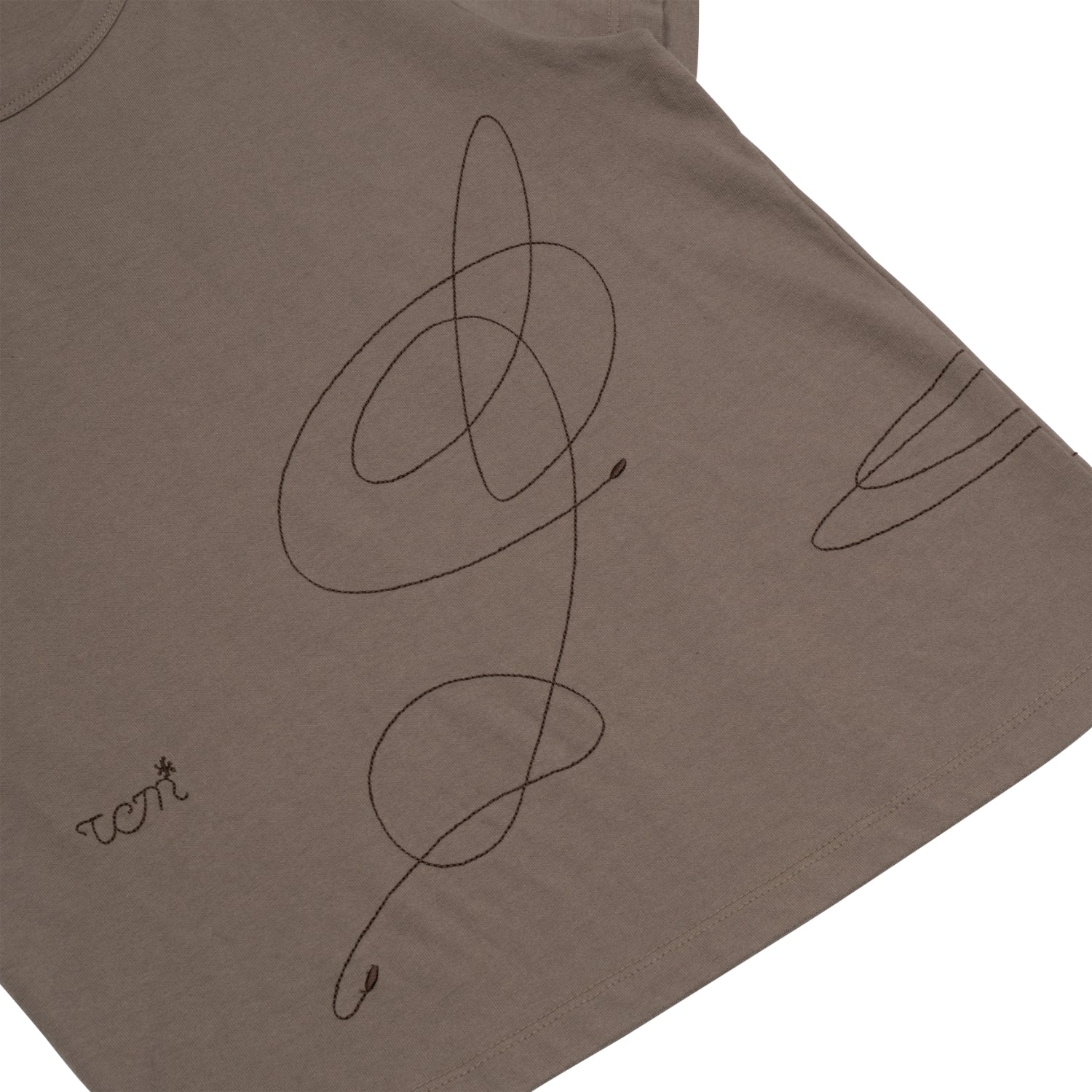 (w) TCM stitch side henly neck T (brown)